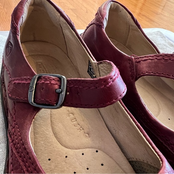 Keen Maryjane Shoes - Size 9.5 - Picture 4 of 8